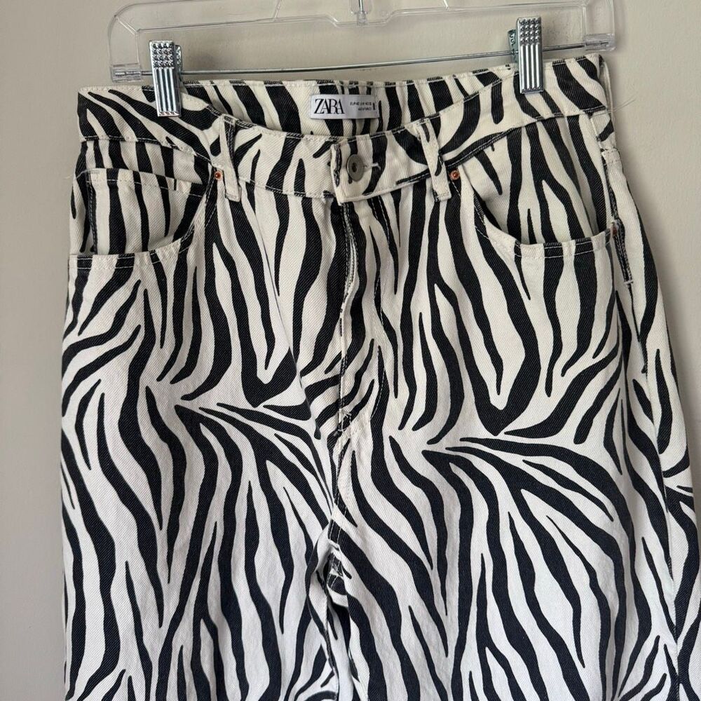Zara High Waisted Zebra Print Straight Leg Jeans Size 10 - Picture 3 of 6